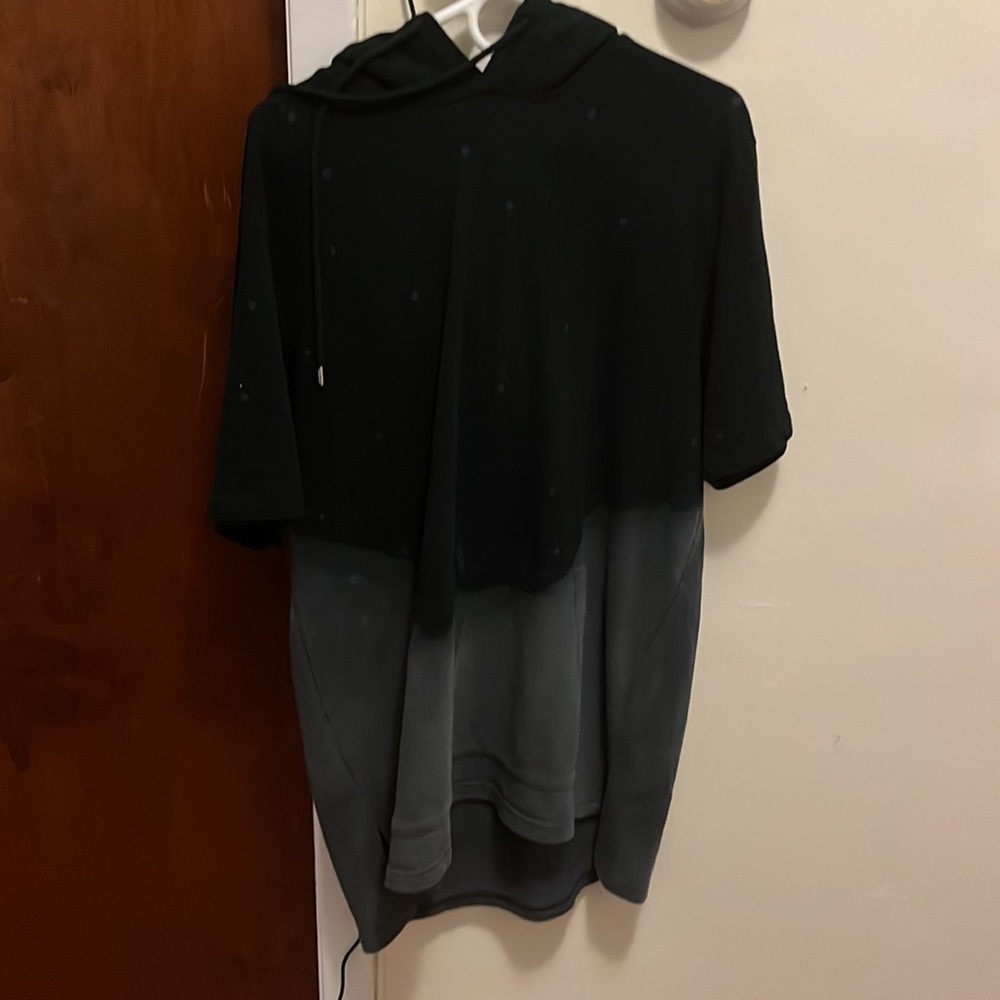 Forever 21 Black short sleeve hoodie